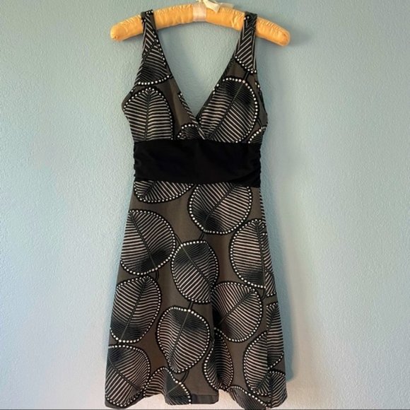 Patagonia Margot Tropical Print Dress - Picture 1 of 6
